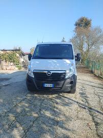 Opel movano bianco