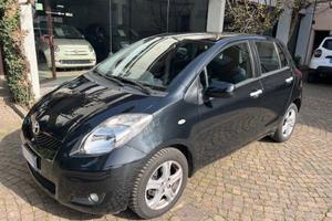 TOYOTA Yaris 1.3 5 porte Neopatentati