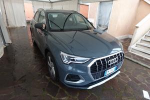 Audi Q3 35 TDI Business Advanced