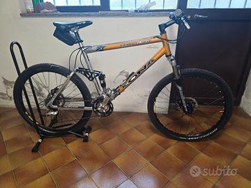 Kona Kikapu Deluxe XL - MTB Full Suspension 26"