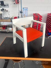 poltroncina con braccioli