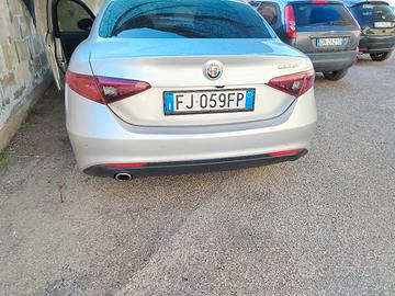 ALFA ROMEO Giulia 2.2 Turbodiesel 150 CV AT8