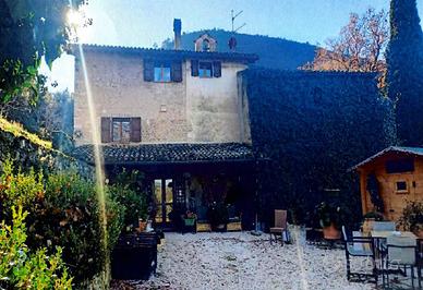 Villa o villino Spoleto [A4341315]