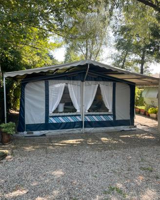 Roulotte stanziale in campeggio a 4 stelle