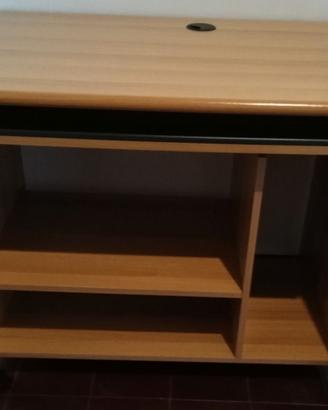 Scrivania per computer con ruote e porta tastiera