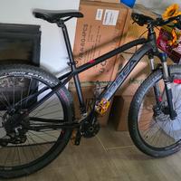 mtb Orbea black 