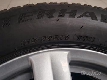  treno gomme invernali con cerchi in lega