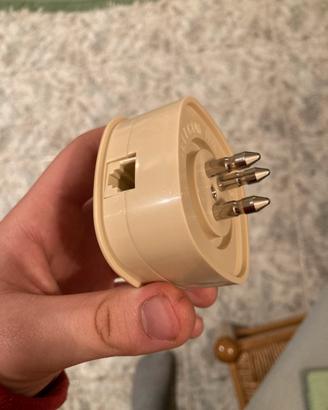 Adattatore/deviatore telefono fisso