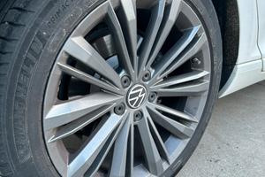 Gomme estive michelin 235 45 R18