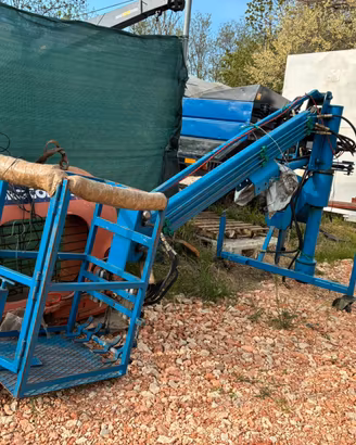 S158 - Piattaforma agricola per trattore