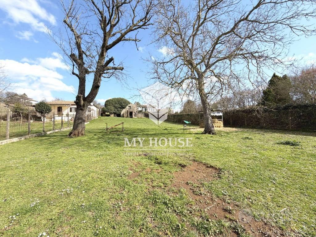 Rustico / Casale di 160 m² con più di 5 locali a P - Vista 6