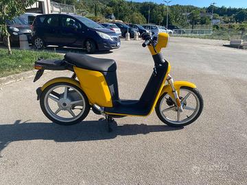 ASKOLL ES2 YELLOW