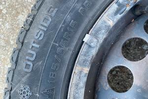 Gomme 185/65/15+ cerchio + copricerchio