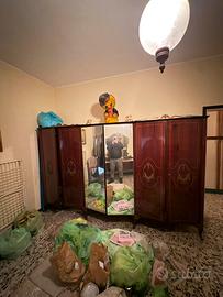 Armadio Vintage Di 3 Metri Con Specchi Elegante