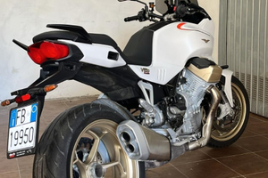 Vendita moto guzzi v100 mandello