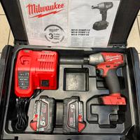 Avvitatore a percussione Milwaukee M18