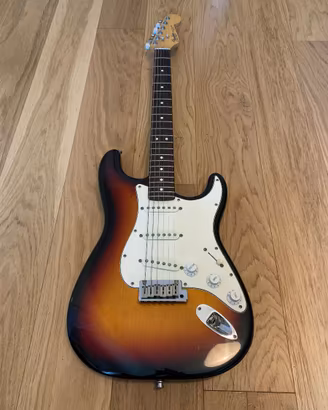 Fender Stratocaster American Standard USA 1999 Sun