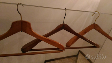 Appendini in legno vintage