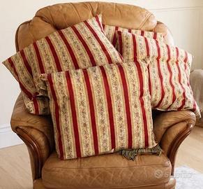 Set di 4 Cuscini Decorativi Classici