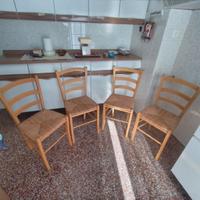 Mobili per cucina in legno e formica