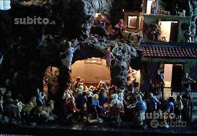Antico presepe napoletano in sughero artigianale