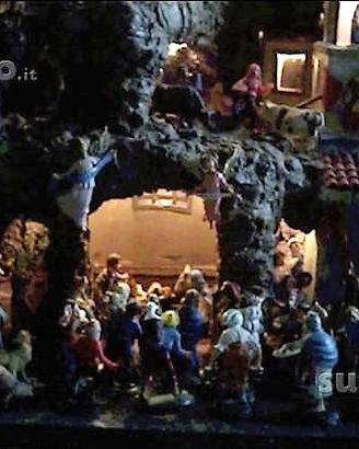 Antico presepe napoletano in sughero artigianale