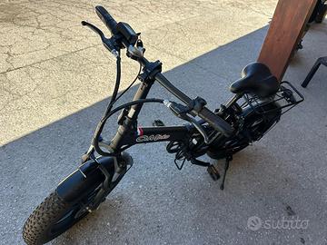 Bicicletta elettrica Om Bike 750W