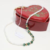 Collana Girocollo Vintage con Giada Verde, Oro 14K