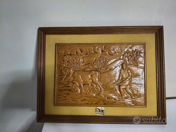 Quadro con bassorilievo in legno 