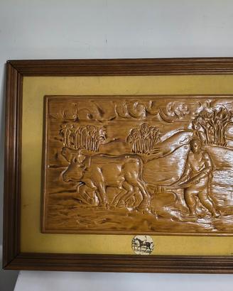 Quadro con bassorilievo in legno 