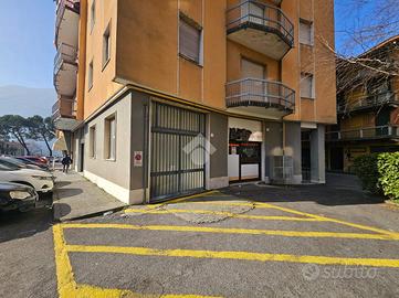 NEGOZIO A LUMEZZANE