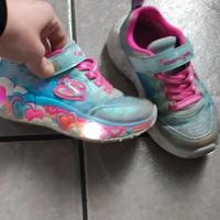 Scarpe da ginnastica con luci 27