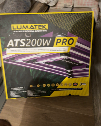 Lumetek ATS200W PRO LED200W-Usata un solo ciclo