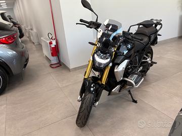 Bmw R 1250 Triple Black 2023 km 15000 AKRAPOVIC