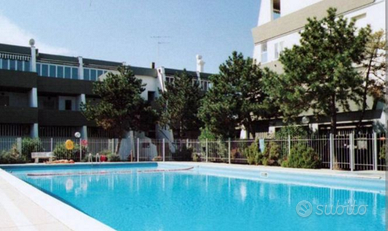 Appartamento residence piscina lido delle nazioni