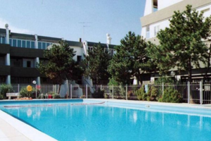 Appartamento residence piscina lido delle nazioni