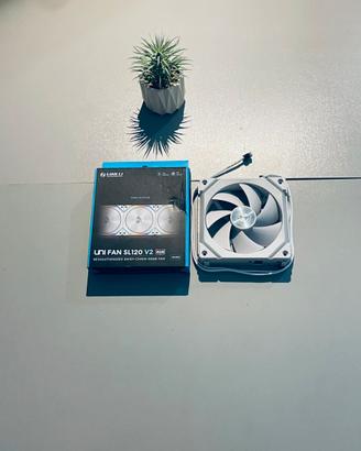 Ventola Lian Li UNI FAN SL120 V2 RGB Bianca