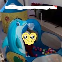 Casetta per bambini con palline
