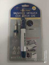 Saldatore a torcia a gas
            
