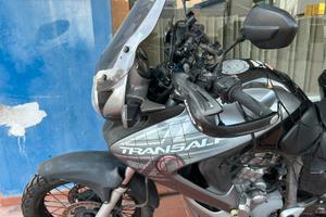 Honda transalp 700