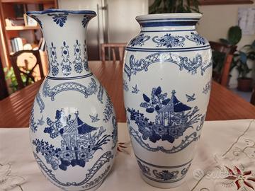 Vaso con disegni cinesi