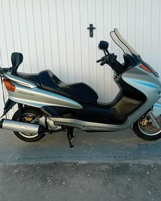 Yamaha Majesty 250