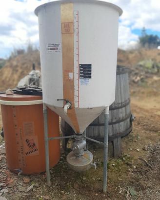 Serbatoio in vetroresina da 10.000 