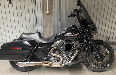 HARLEY DAVIDSON FLHRI 1580