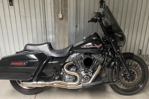 HARLEY DAVIDSON FLHRI 1580