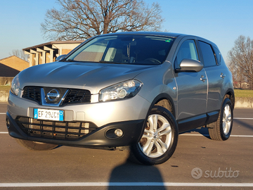 2.0 dCi 4 × DPF Aut. acenta