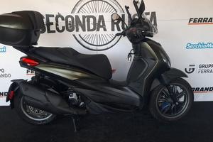 Piaggio Beverly 400