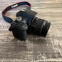 FOTOCAMERA REFLEX CANON EOS 2000D