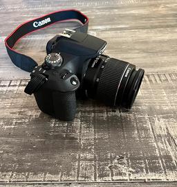 FOTOCAMERA REFLEX CANON EOS 2000D