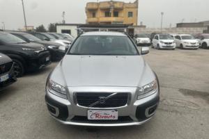 VOLVO XC70 D5 AWD Summum 4X4